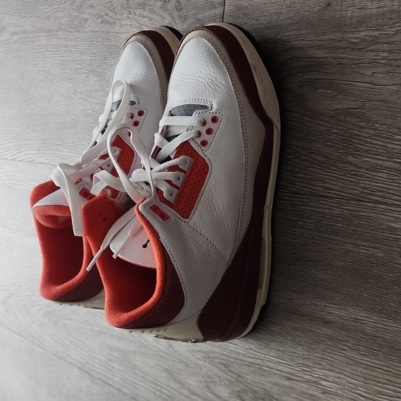 Jordan 3 Retro - Picture 3 of 7